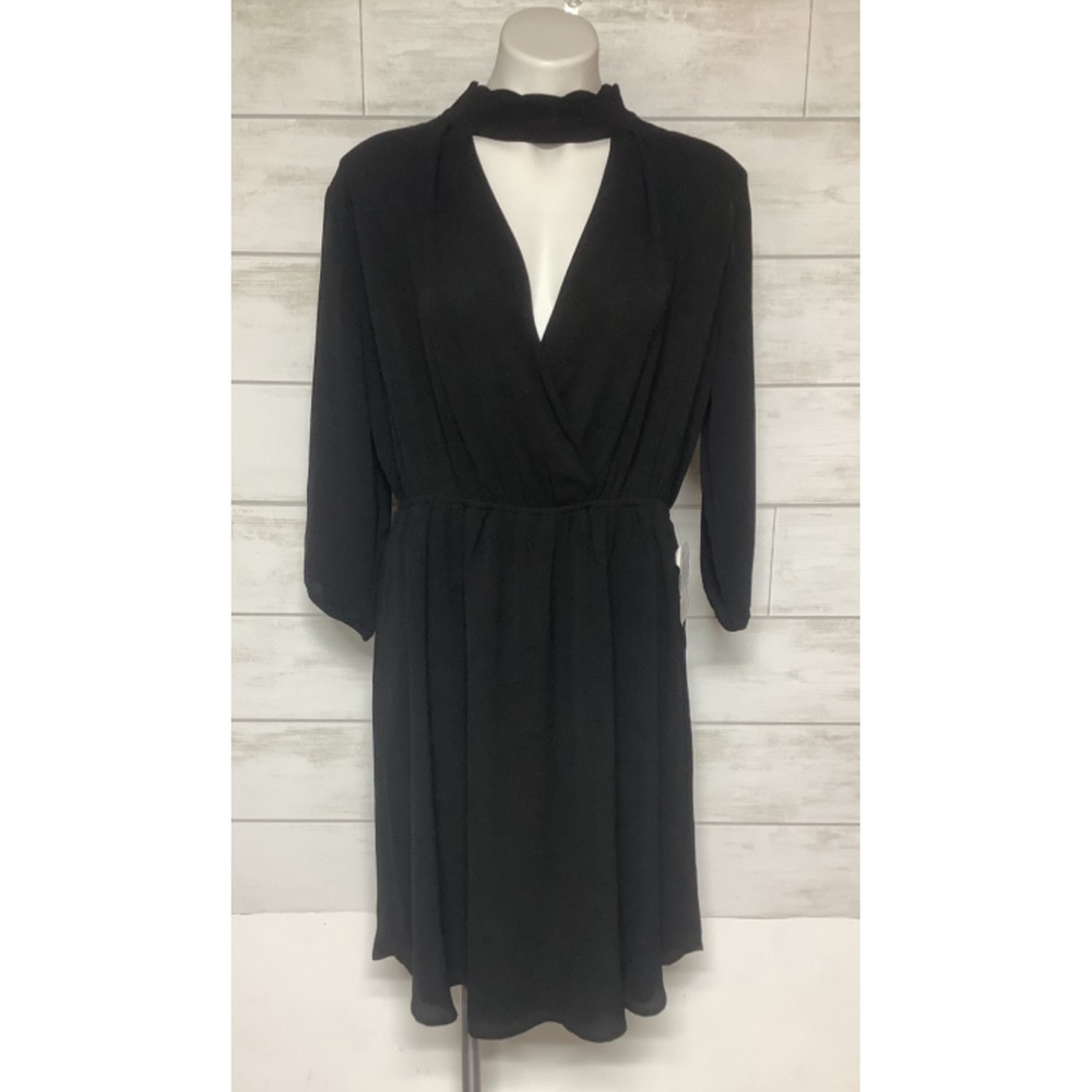 Monteau Womens Cocktail Black V-neck Plus Size 1X